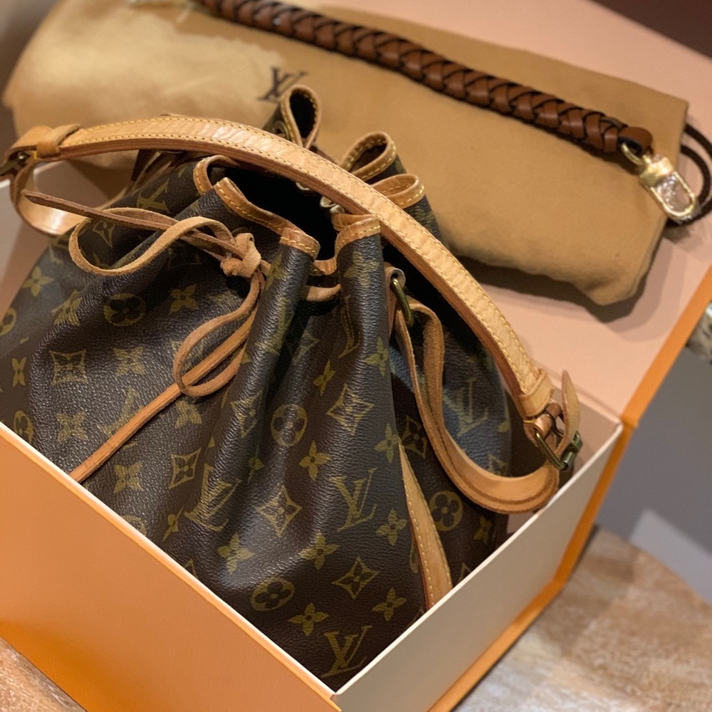 🔥LV up 🔥to 20% off 🔥 your “likes”TODAY - Picture 11 of 16